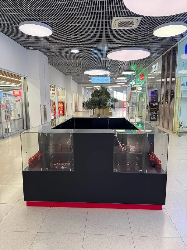 Торговый остров в тц Любимово город Краснодар — фото 4